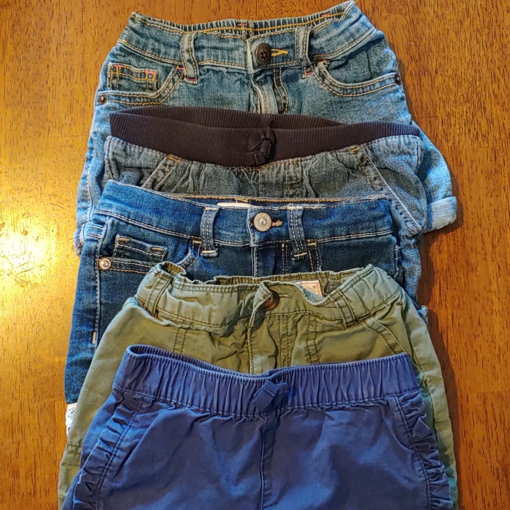 Girls 3t denim and green shorts bundle of 5